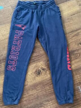 New England Patriots Navy Blue Logo Joggers - NFL Team Apparel